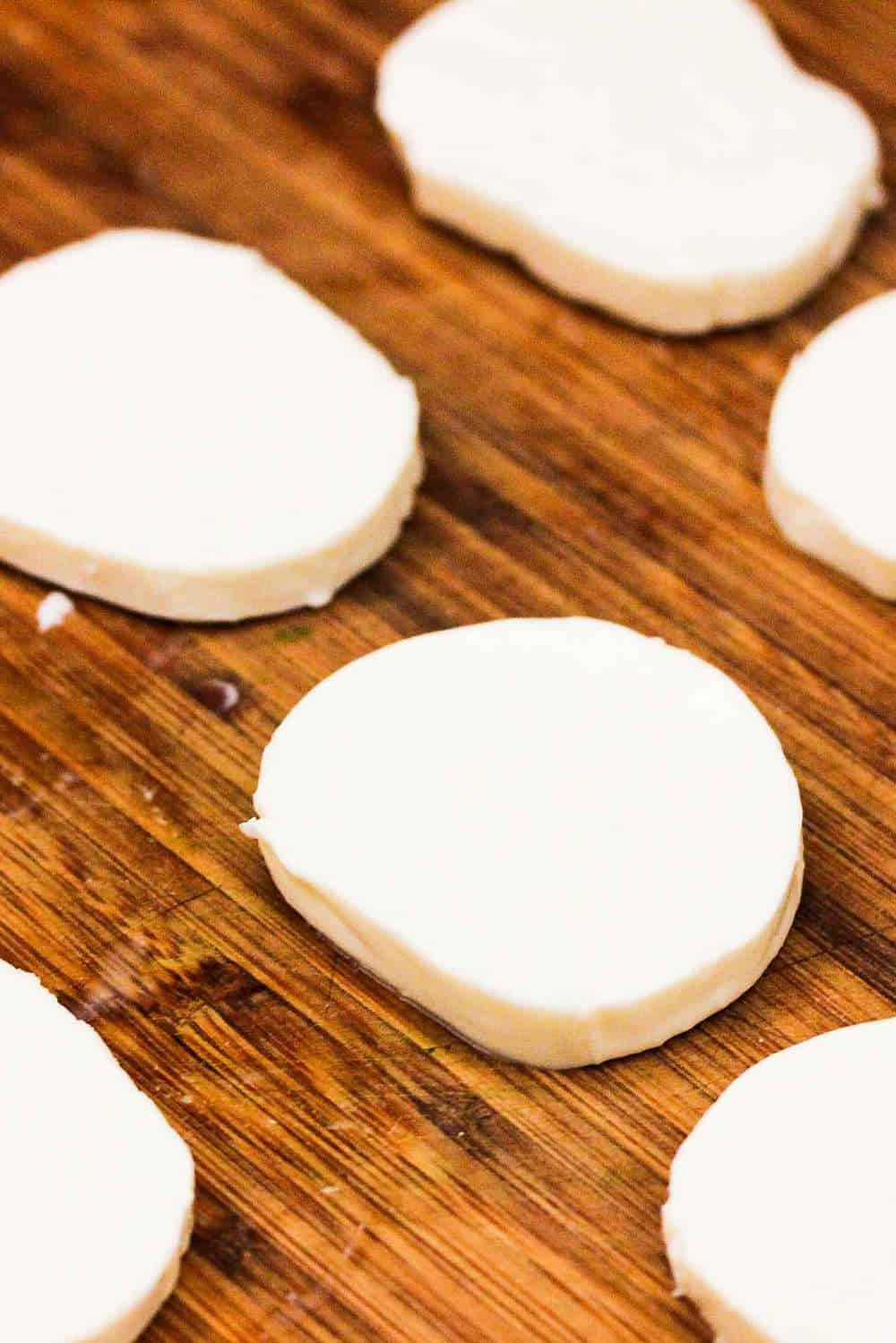 fresh mozzarella cut into rounds for fried mozzarella