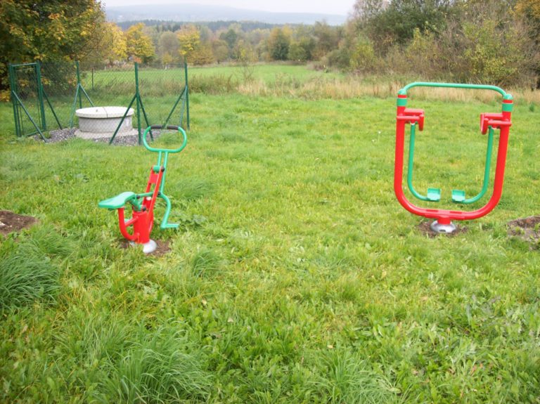 Venkovní fitpark, Osada Hutě pod Třemšínem