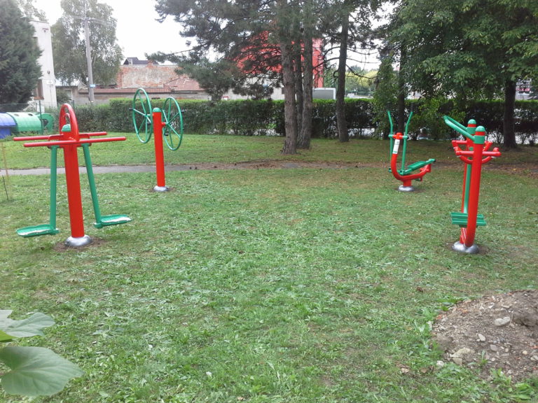 Venkovní fitpark, Holešov – Centrum pro seniory
