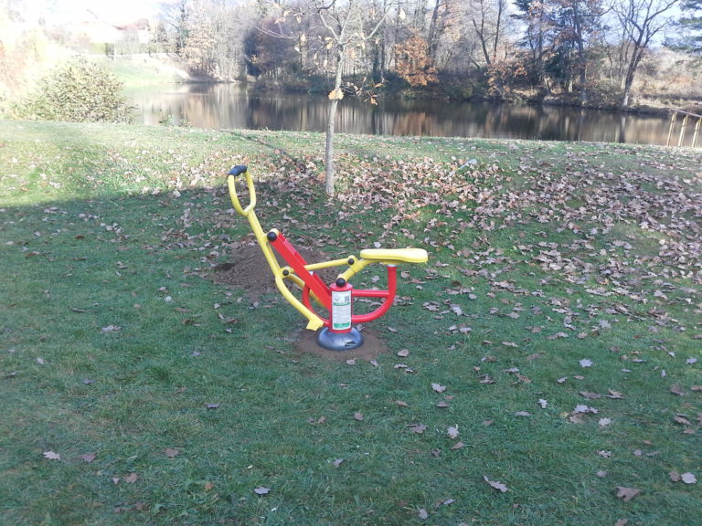 Venkovní fitness stroje, Úsilné