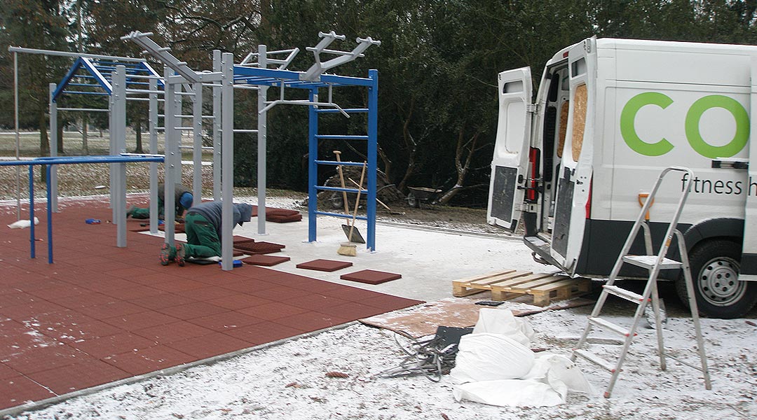 Pokládka protipádové pryžové dlažby