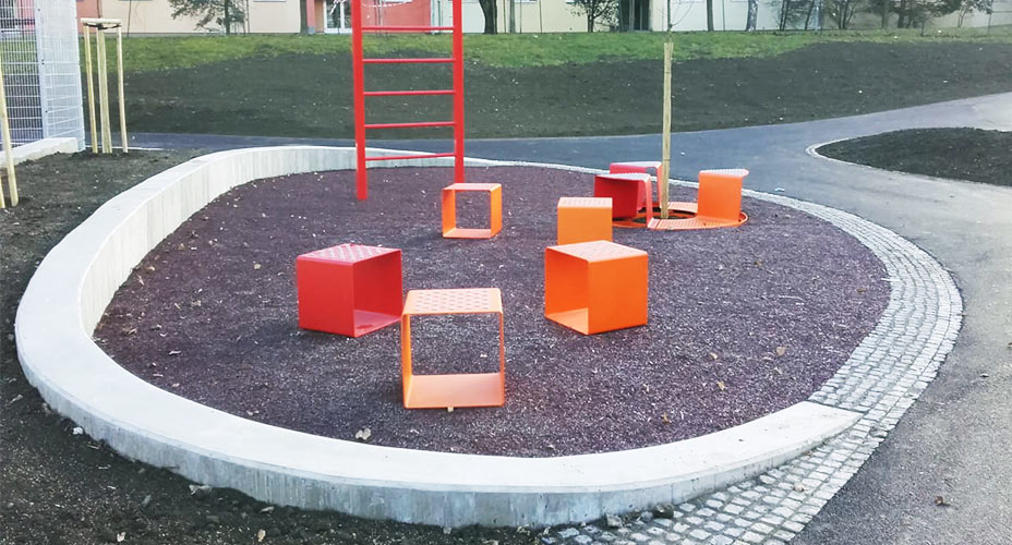 Barvy fitness strojů dle přání - oranžová