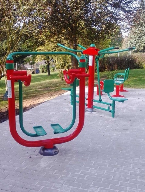 Venkovní fitness stroje, Mladá Boleslav, Centum 83 – poskytovatel sociálních služeb