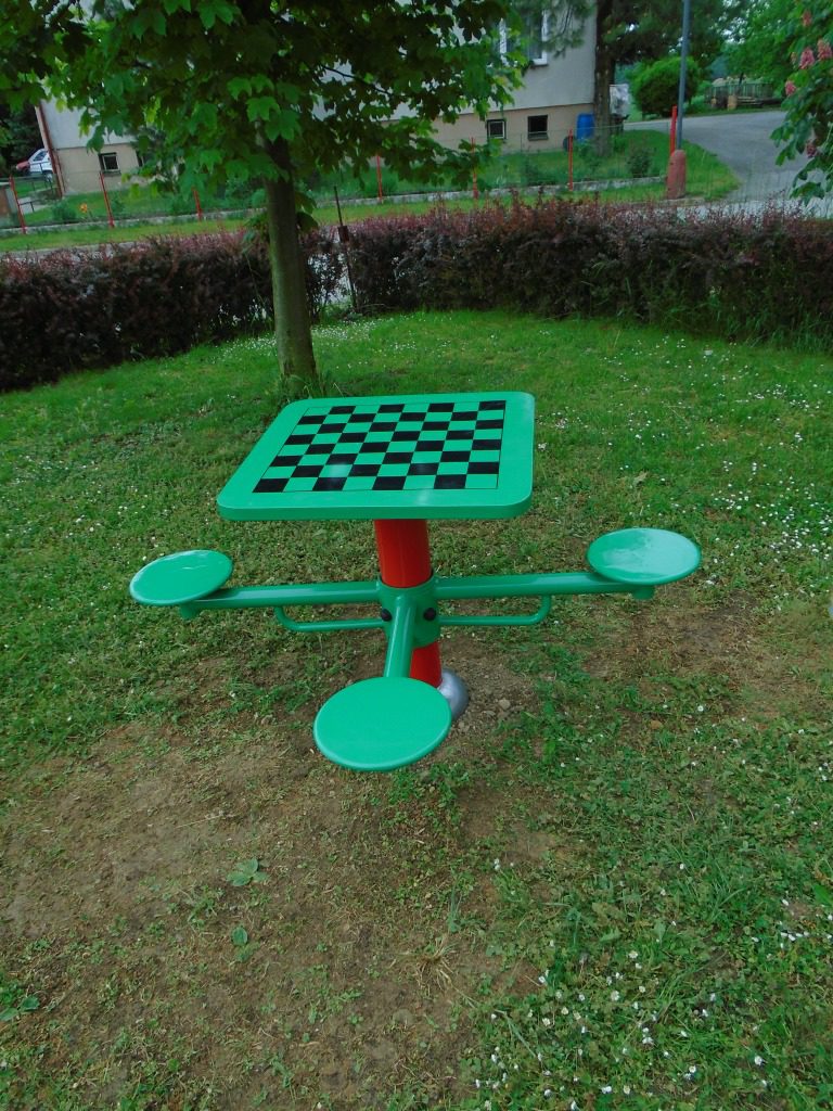 Venkovní fitness stroje, Opočno