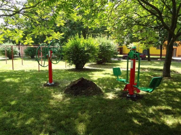 Venkovní fitness stroje, Štětí