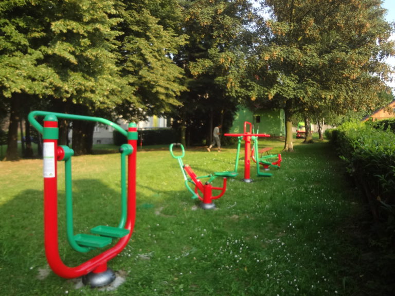 Venkovní fitness stroje, Bernartice nad Odrou