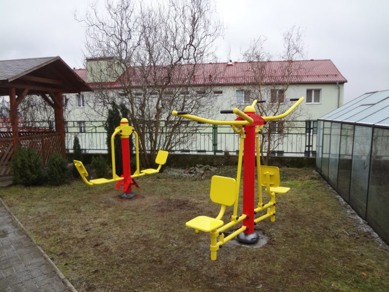 Venkovní fitness stroje, Meziboří