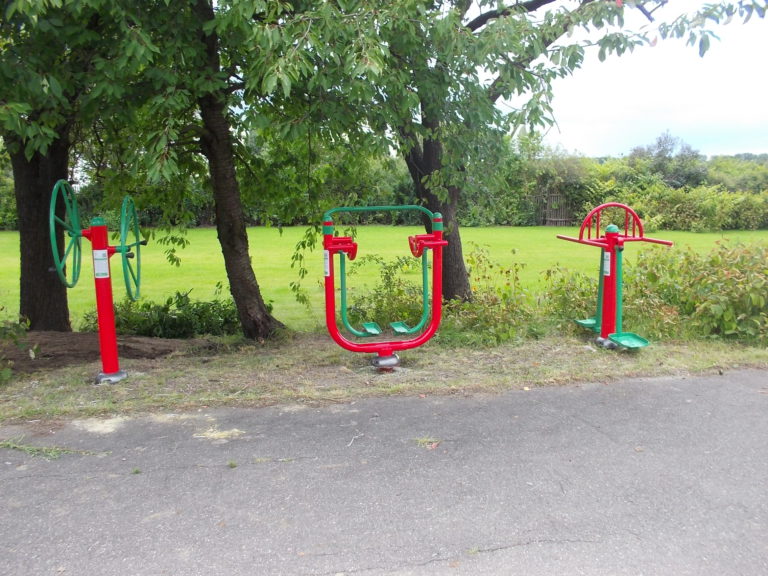 Venkovní fitness stroje MČ Praha Zličín