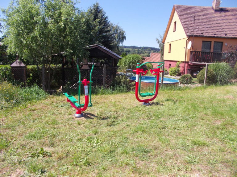 Venkovní fitness stroje, Horní Krupá