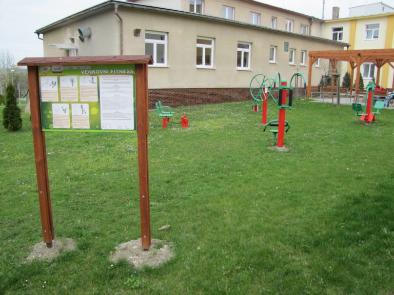 Senior park, Domov Unhošť