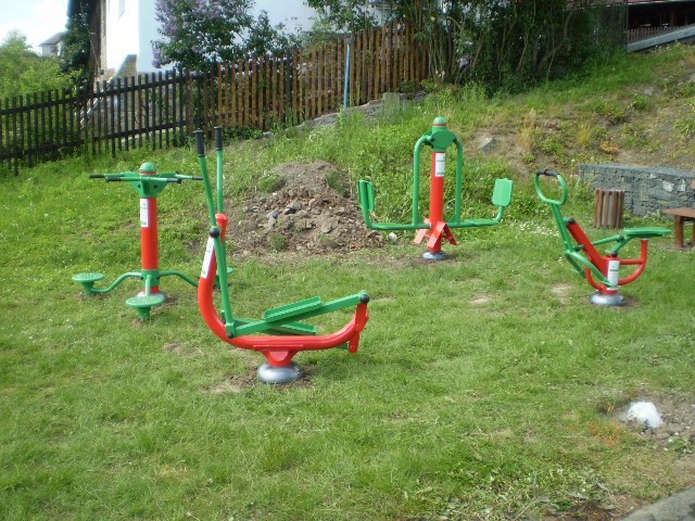 Venkovní fitness stroje, Vyskeř