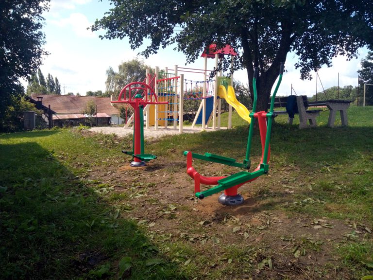 Venkovní fitness stroje, Obec Vodice