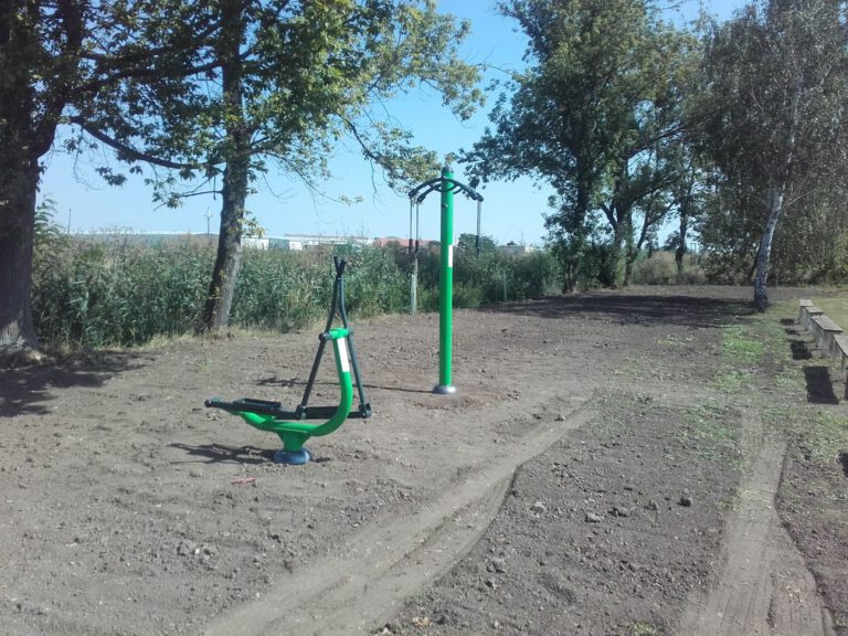 Venkovní fitness stroje, Suchohrdly u Miroslavi