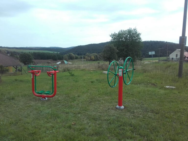 Venkovní fitness stroje, Všechovice