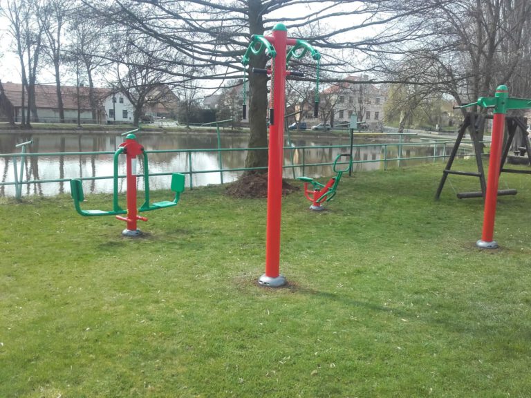 Venkovní fitness stroje, Únehle