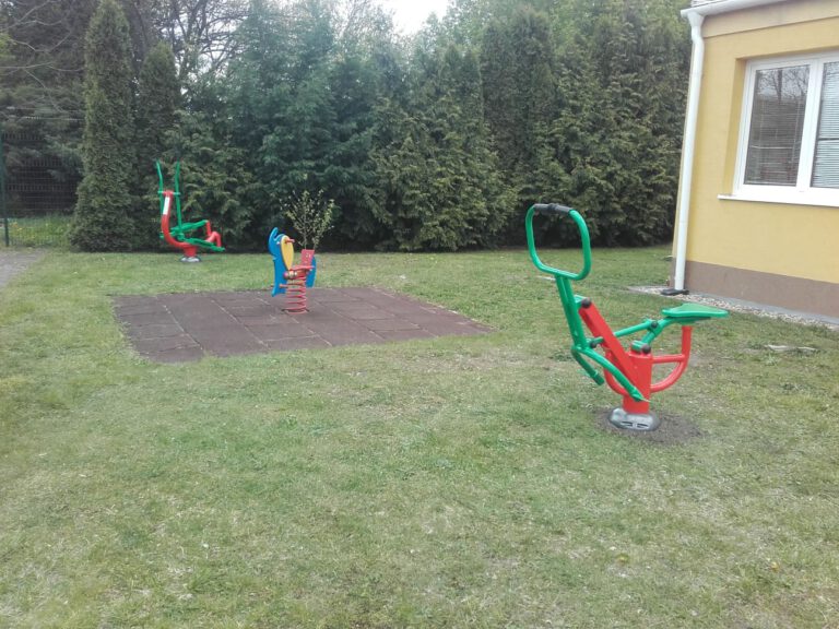 Venkovní fitness stroje, Centrum pro rodinu a sociální péči Hodonín