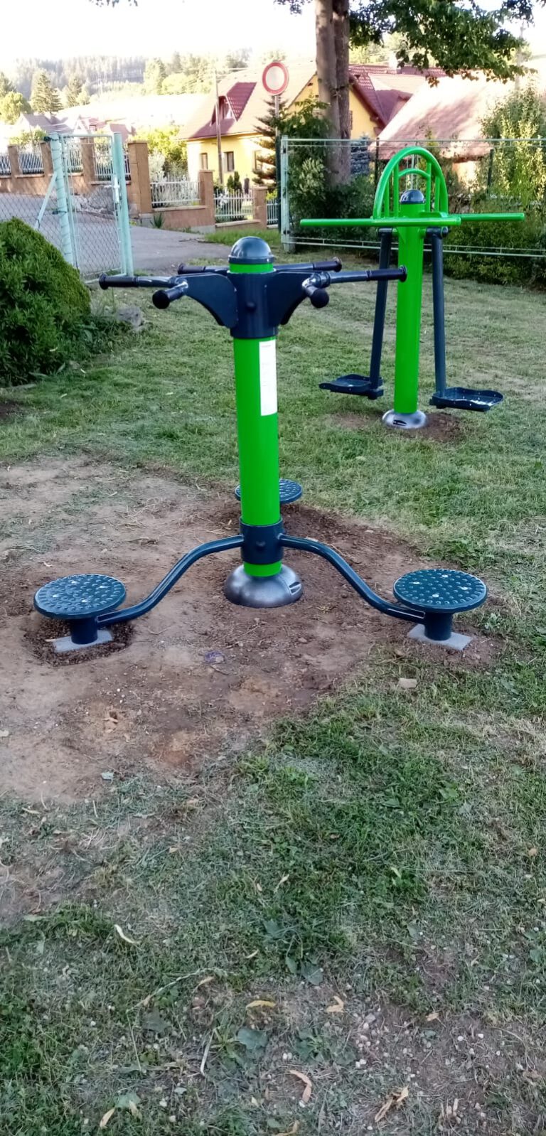 Venkovní fitness stroje, Ratiboř