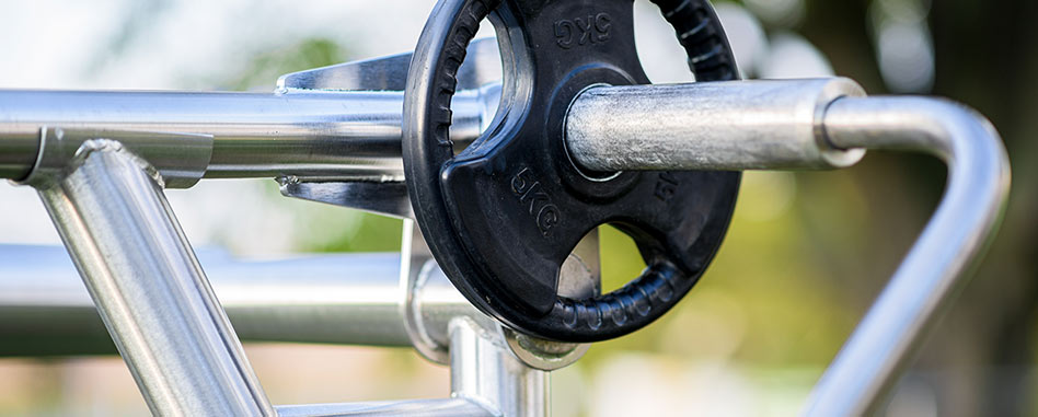 Nerezové posilovací stroje se zátěží