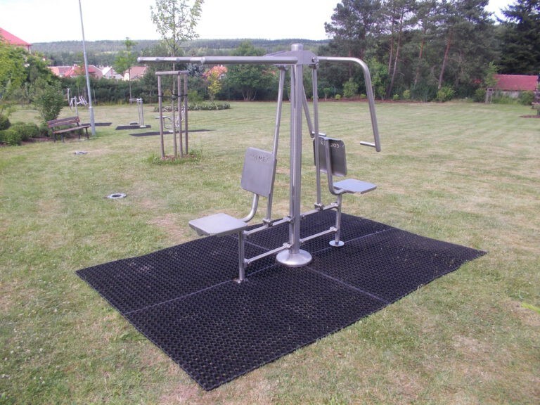 Venkovní fitness stroje, Kamenné Žehrovice