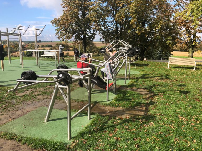 Jezdí tam týpci z posiloven i celé rodiny