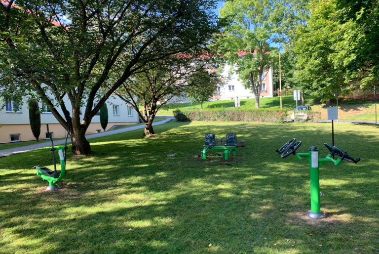 Fitness stroje, Meziboří