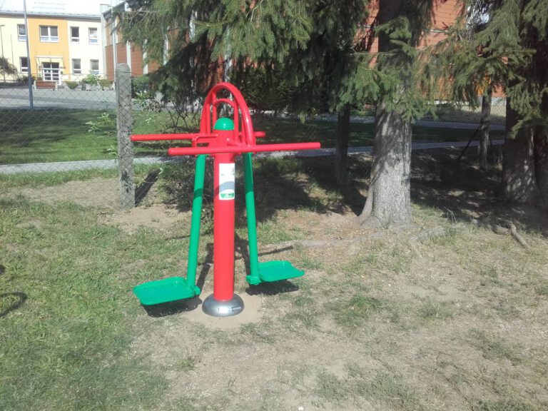 Venkovní fitness stroje, Vikýřovice