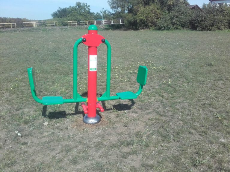 Venkovní fitness stroje, Skršín