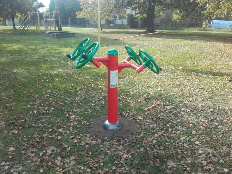 Venkovní stroje, Choltice