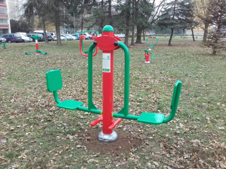 Venkovní fitness stroje, Hradec Králové