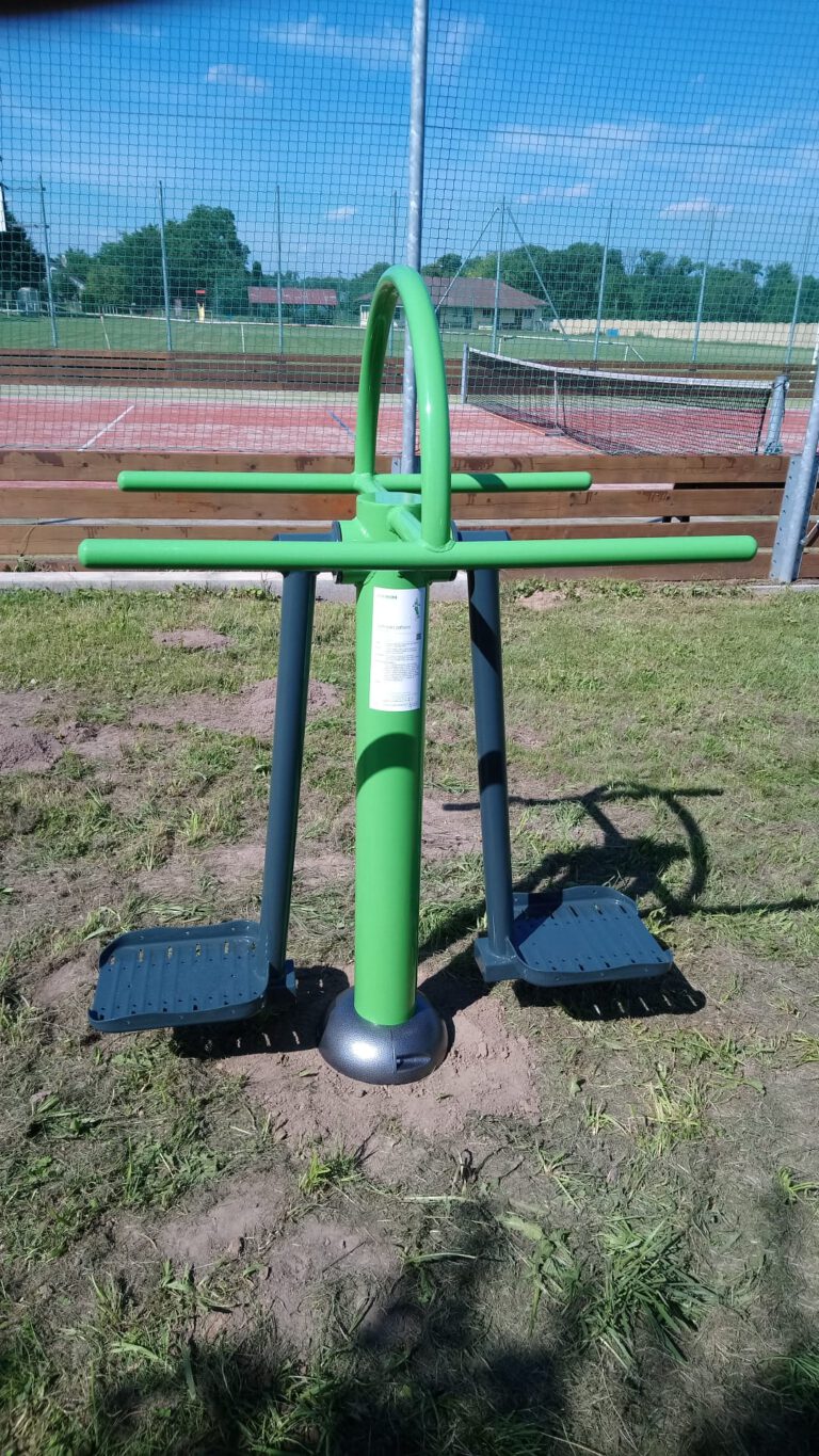 Venkovní fitness stroje, Jeníkovice