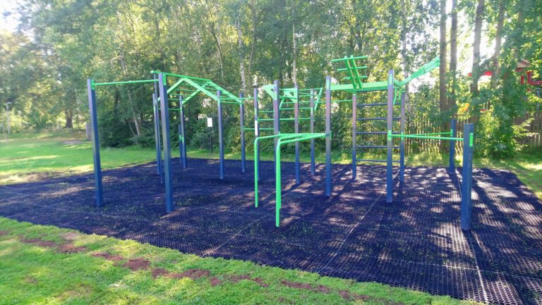 Workoutové hřiště, Senomaty