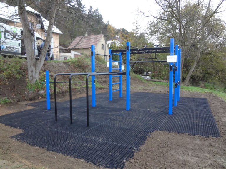 Workoutová sestava, Nelahozeves