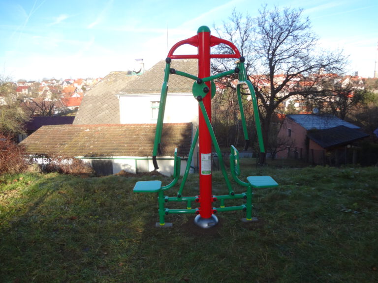 Venkovní fitness stroje, Velešín