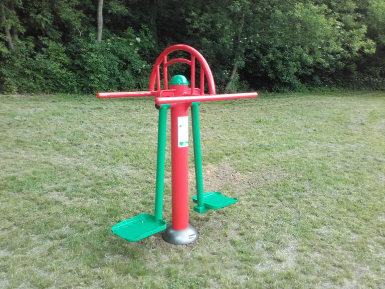 Venkovní fitness stroje, Žeravice