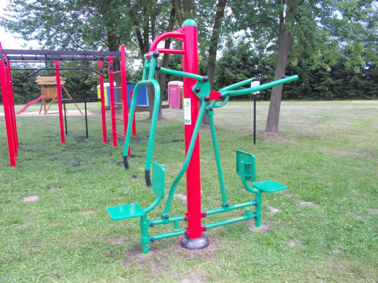 Venkovní fitness stroje, Zákupy