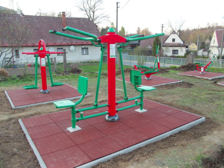 Venkovní fitness stroje, Třebařov