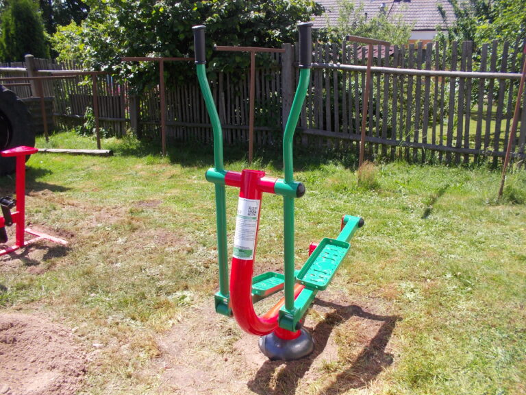 Venkovní fitness stroje, Čermná