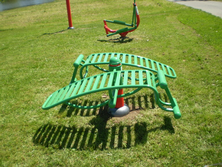 Venkovní fitness stroje, Tochovice