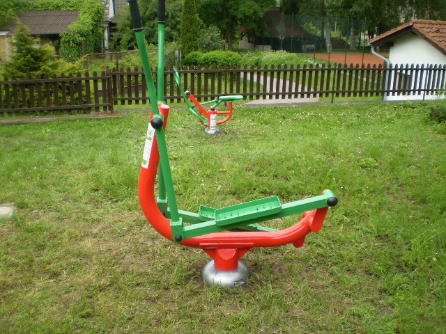 Venkovní fitness stroje, Bednáreček