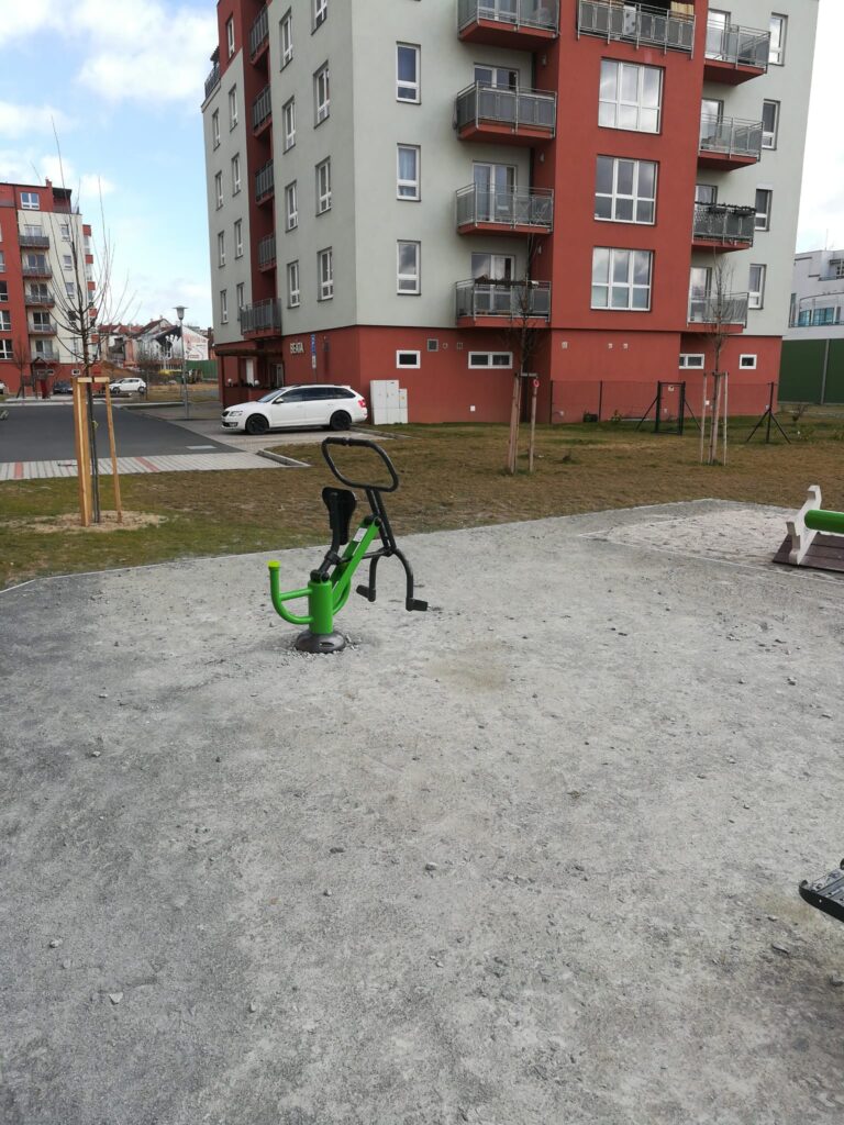 Venkovní fitness stroje, Plzeň