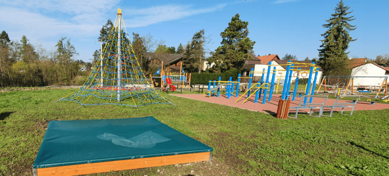 Dětské hřiště, Jíloviště