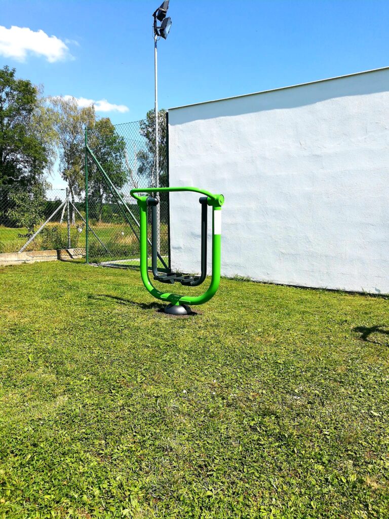 Venkovní fitness stroje, Rohenice
