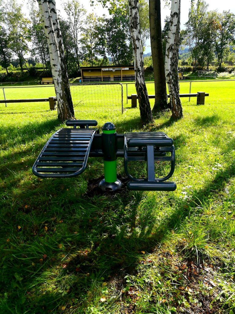 Venkovní fitness stroje, Holoubkov