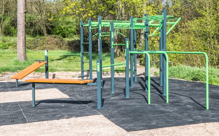 Workoutové hřiště, Zbůch