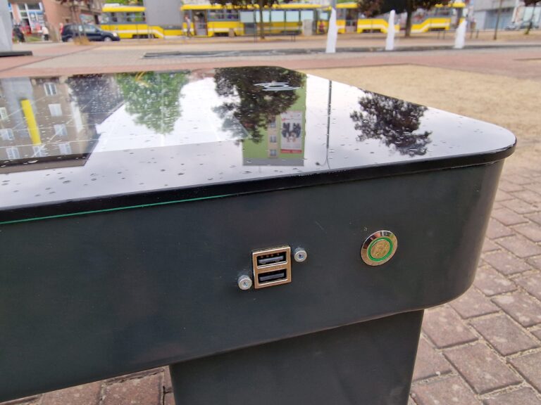 Solární lavička, Plzeň