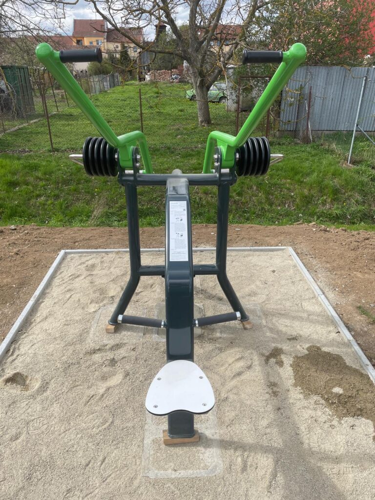 Venkovní posilovna, Popůvky