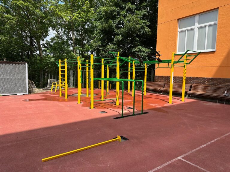 Street workout, Gymnázium Nad Kavalírkou – Praha 5