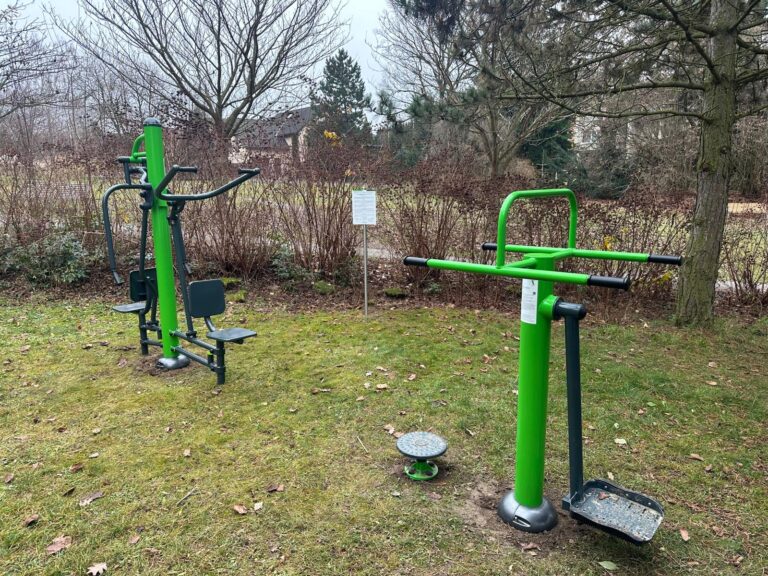 Venkovní fitness stroje, Říčany – Na Kavčí skále